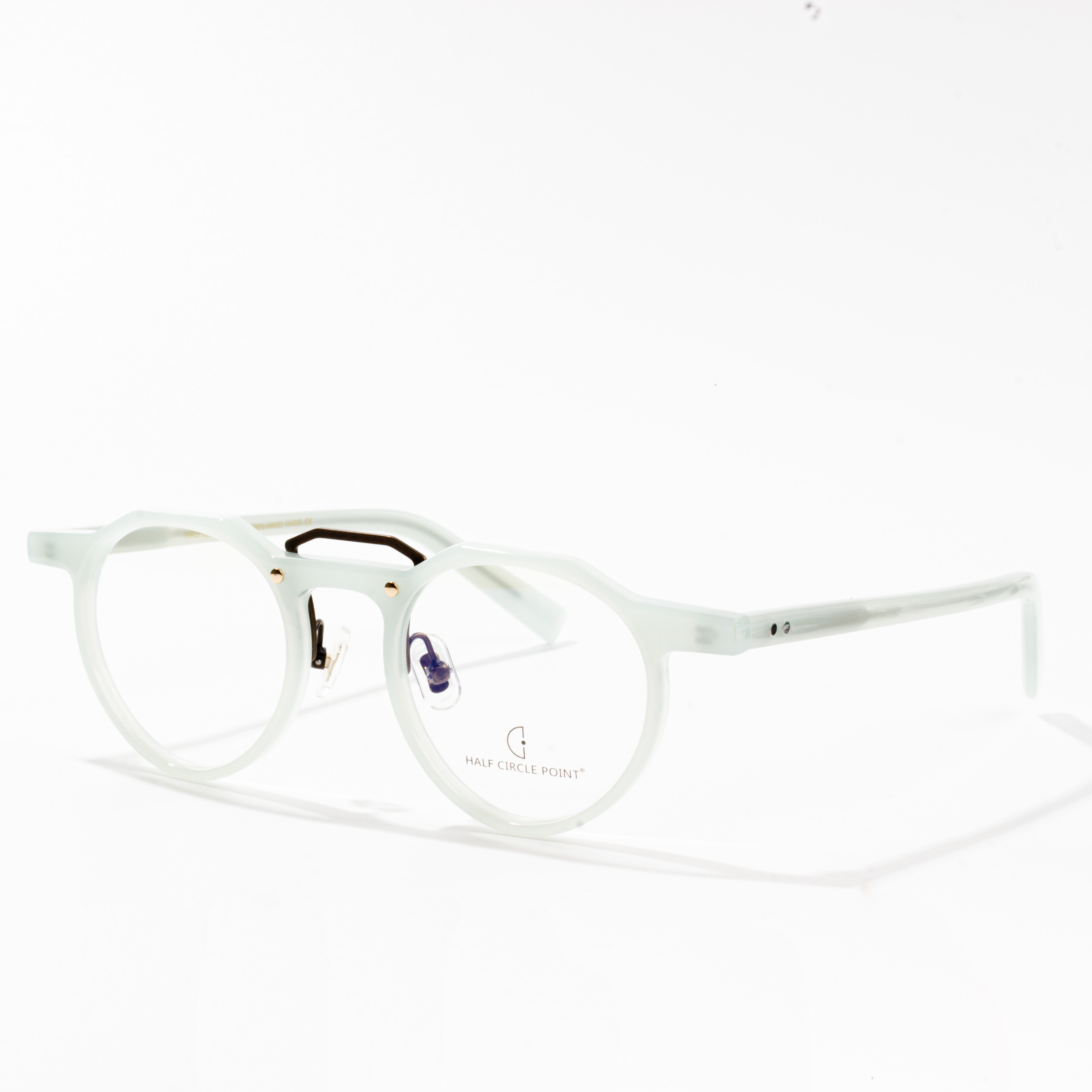 montures de lunettes en acétate