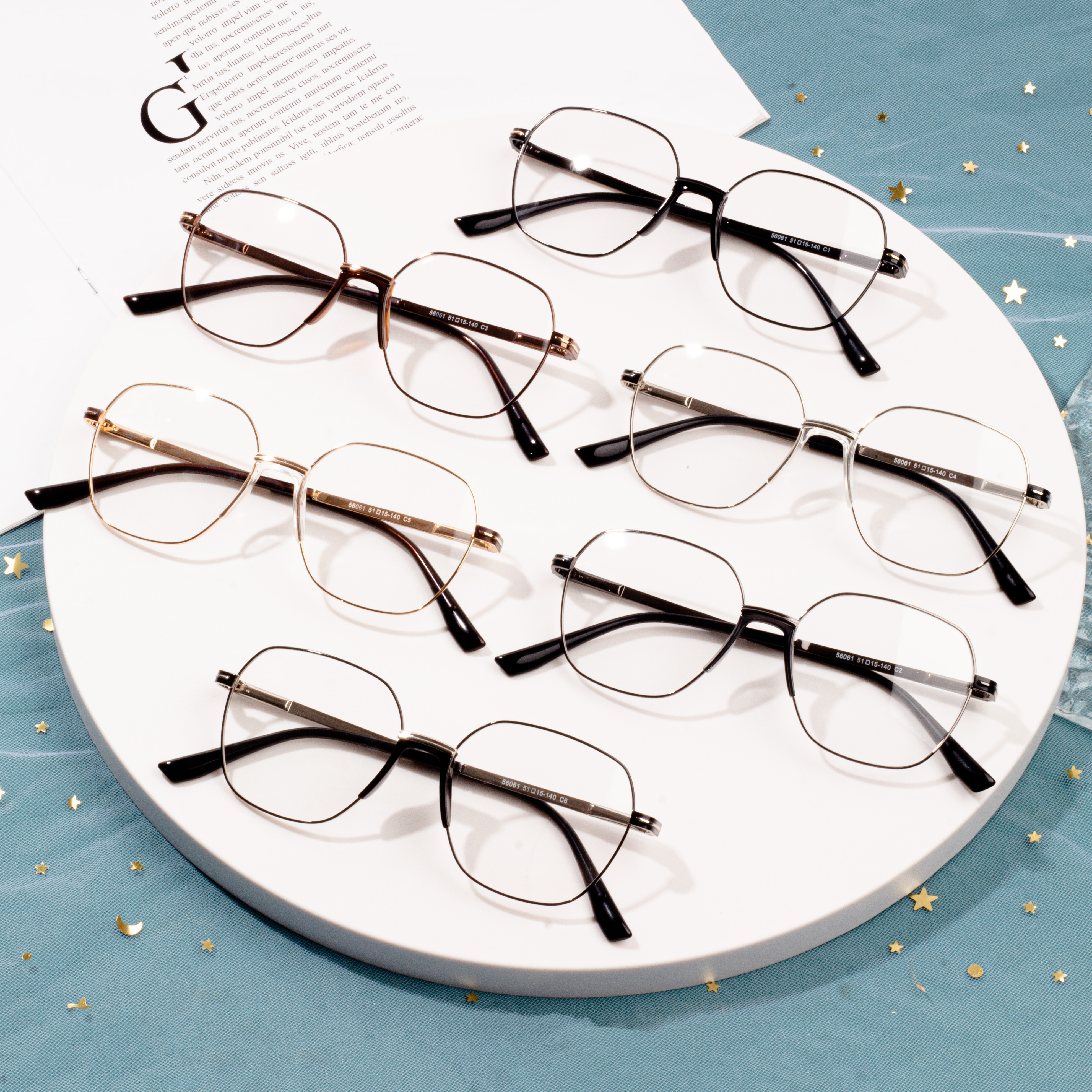 نظارات الموضة العقلية