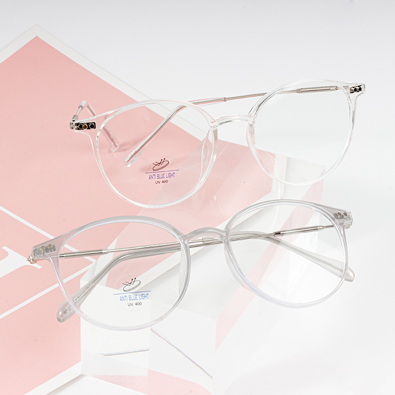 montures de lunettes fendi