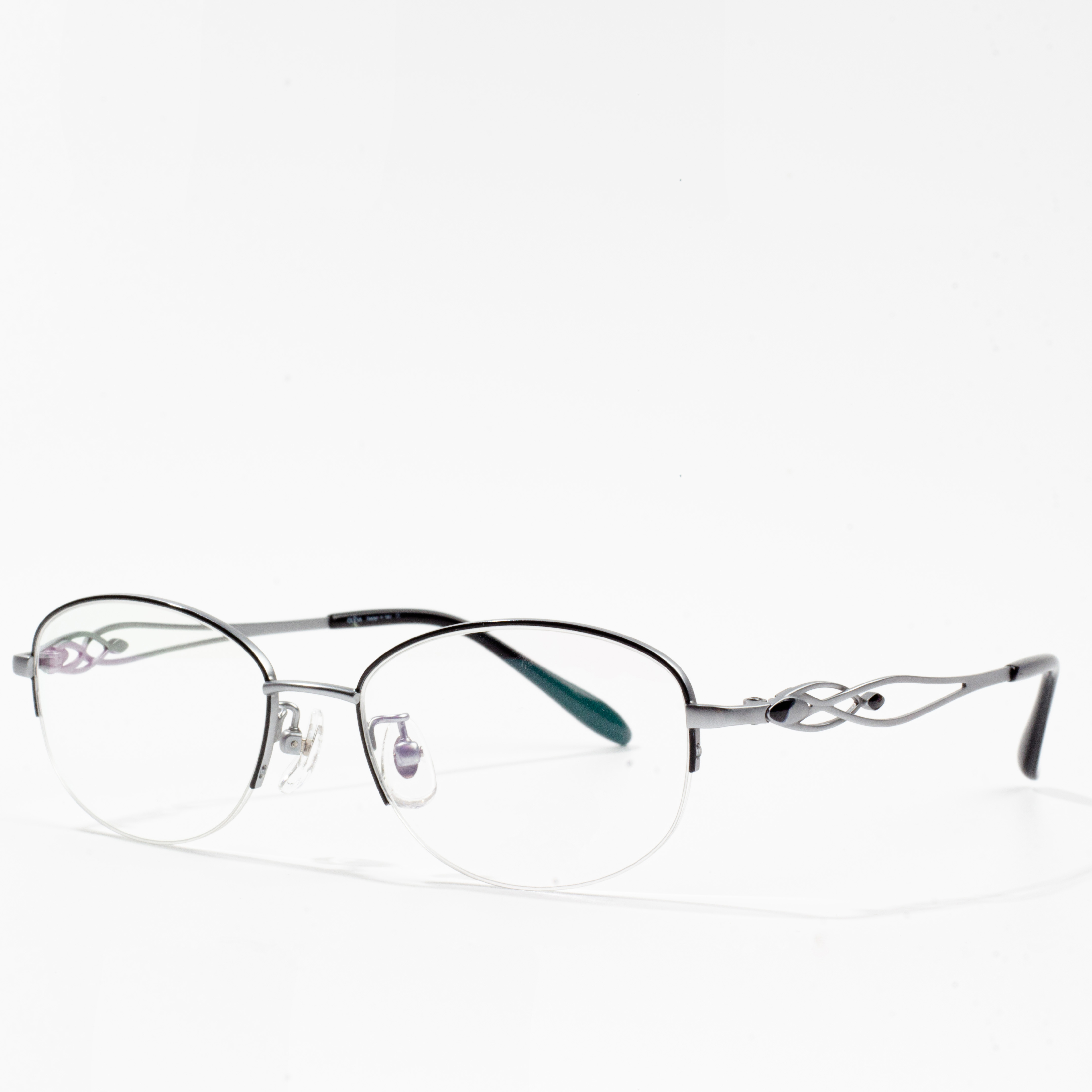 titanové brýle