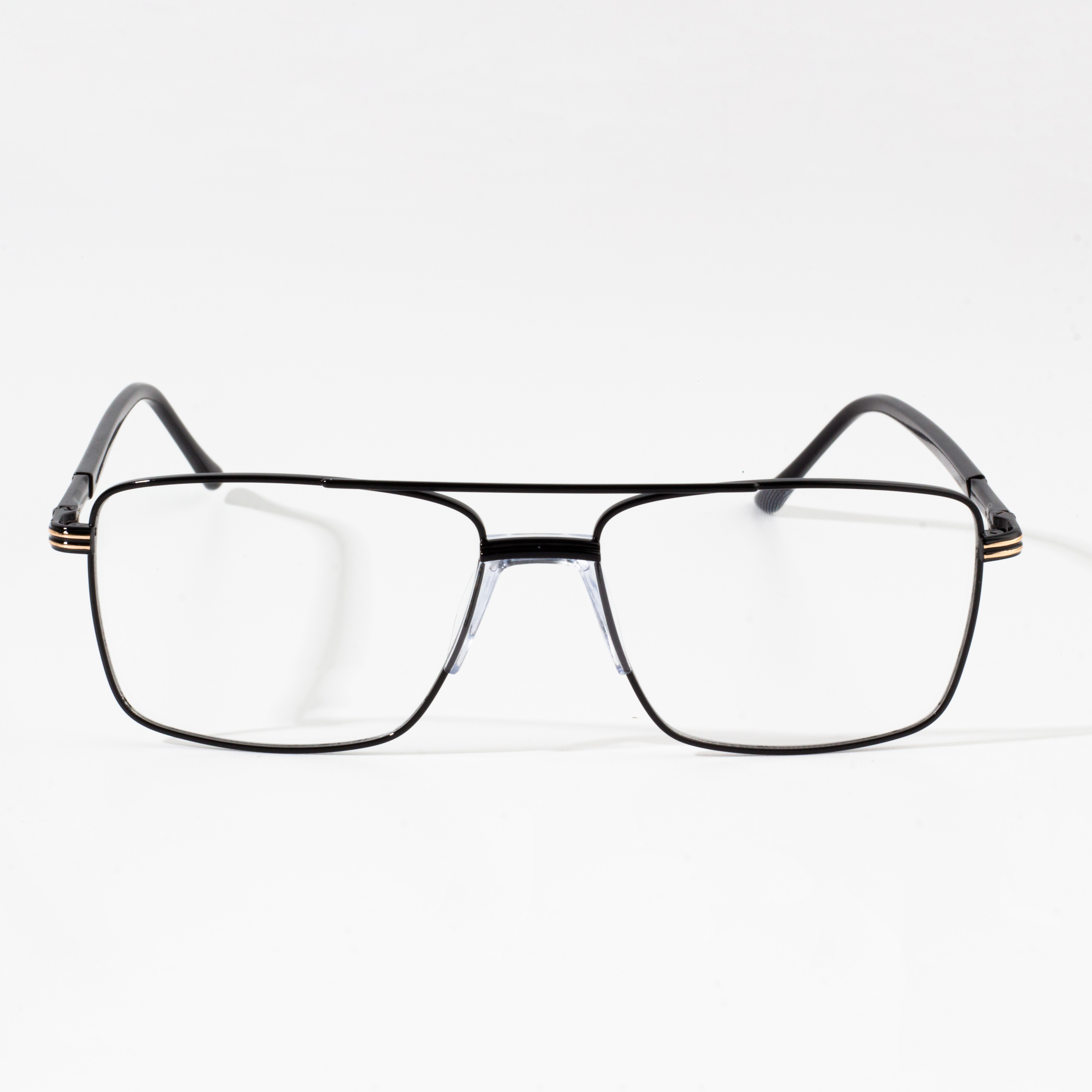 ulleres amb marc metàl·lic