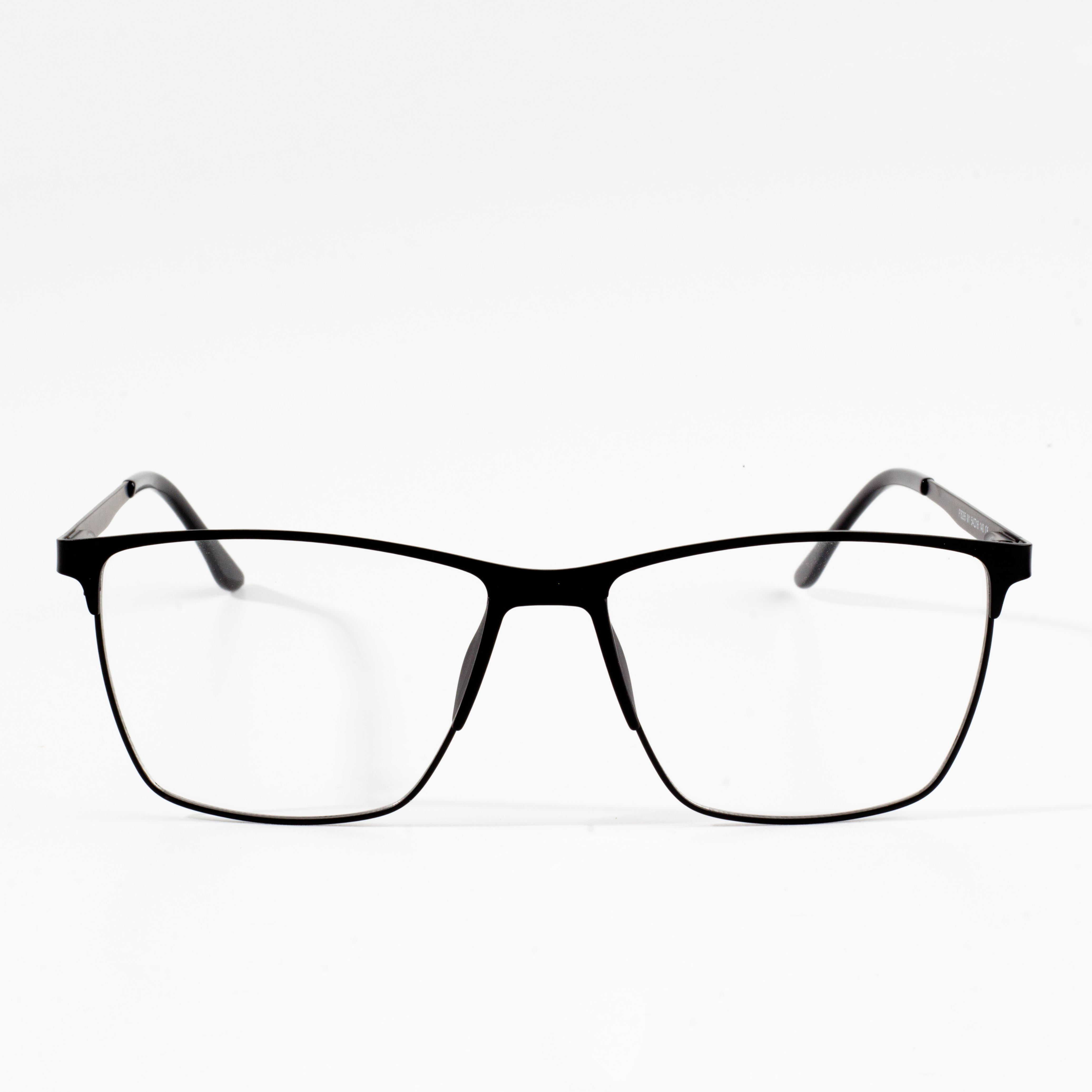 metal çerçeveler gözlük