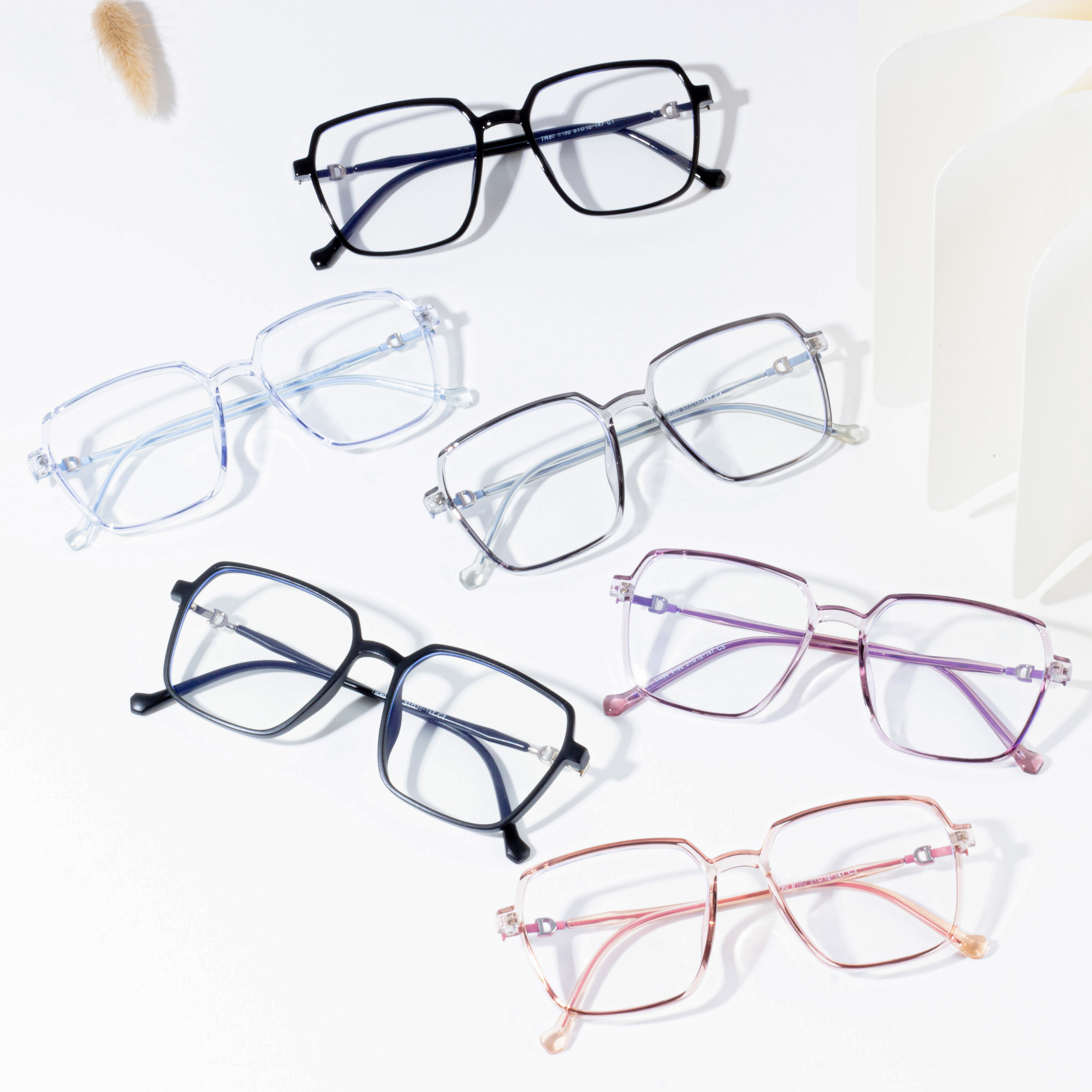 brand eyeglass isakhelo