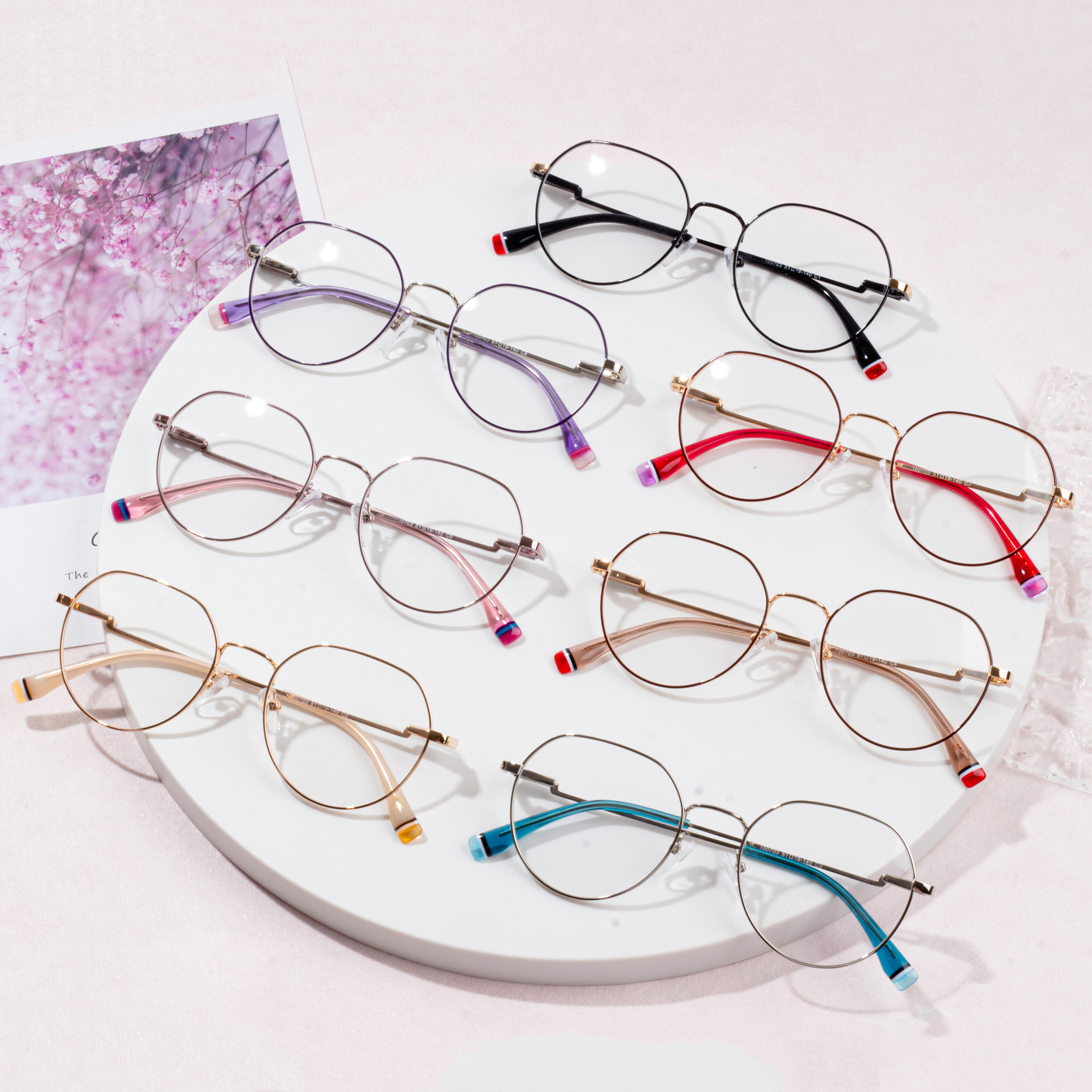 bingkai kacamata paling populer