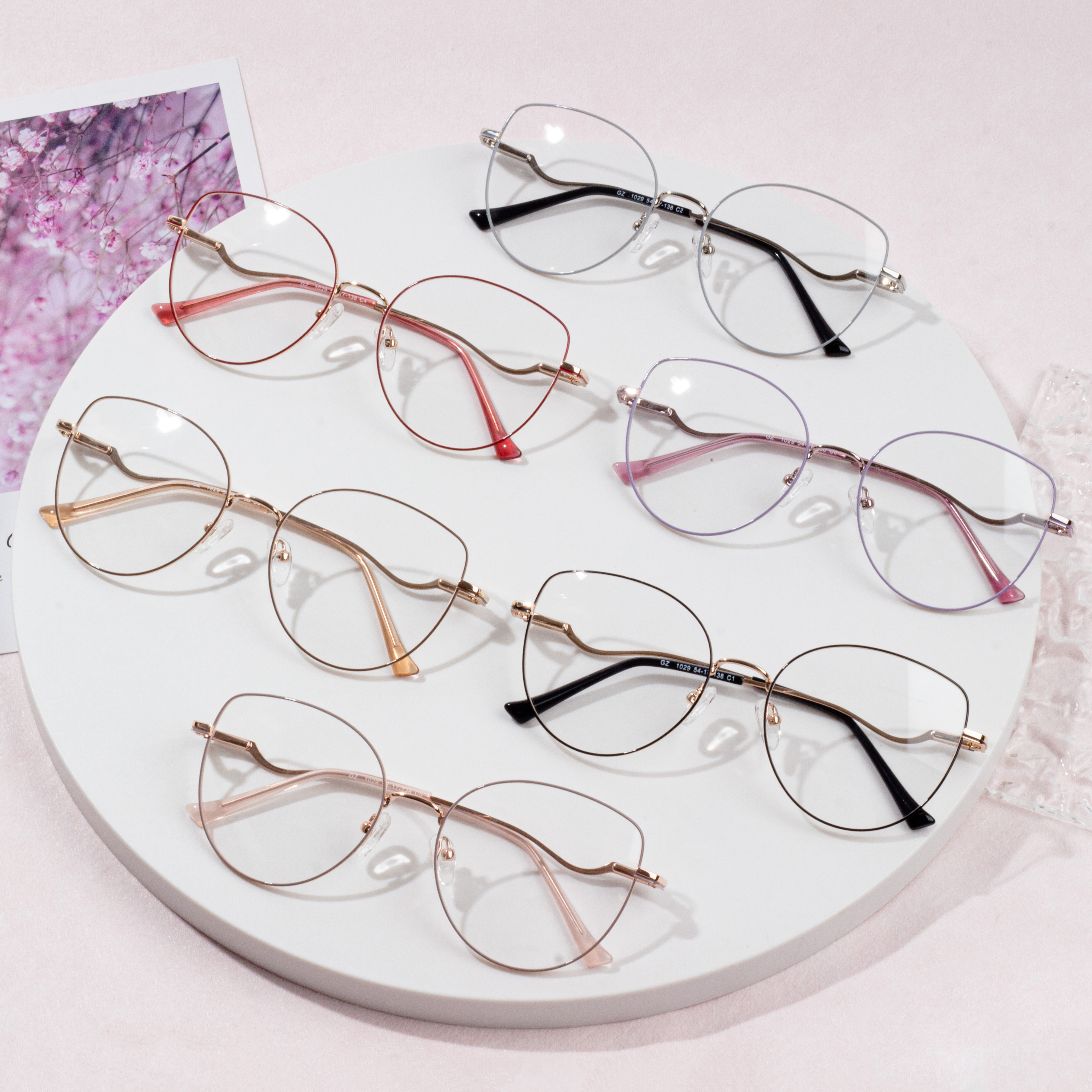 montures de lunettes oeil de chat