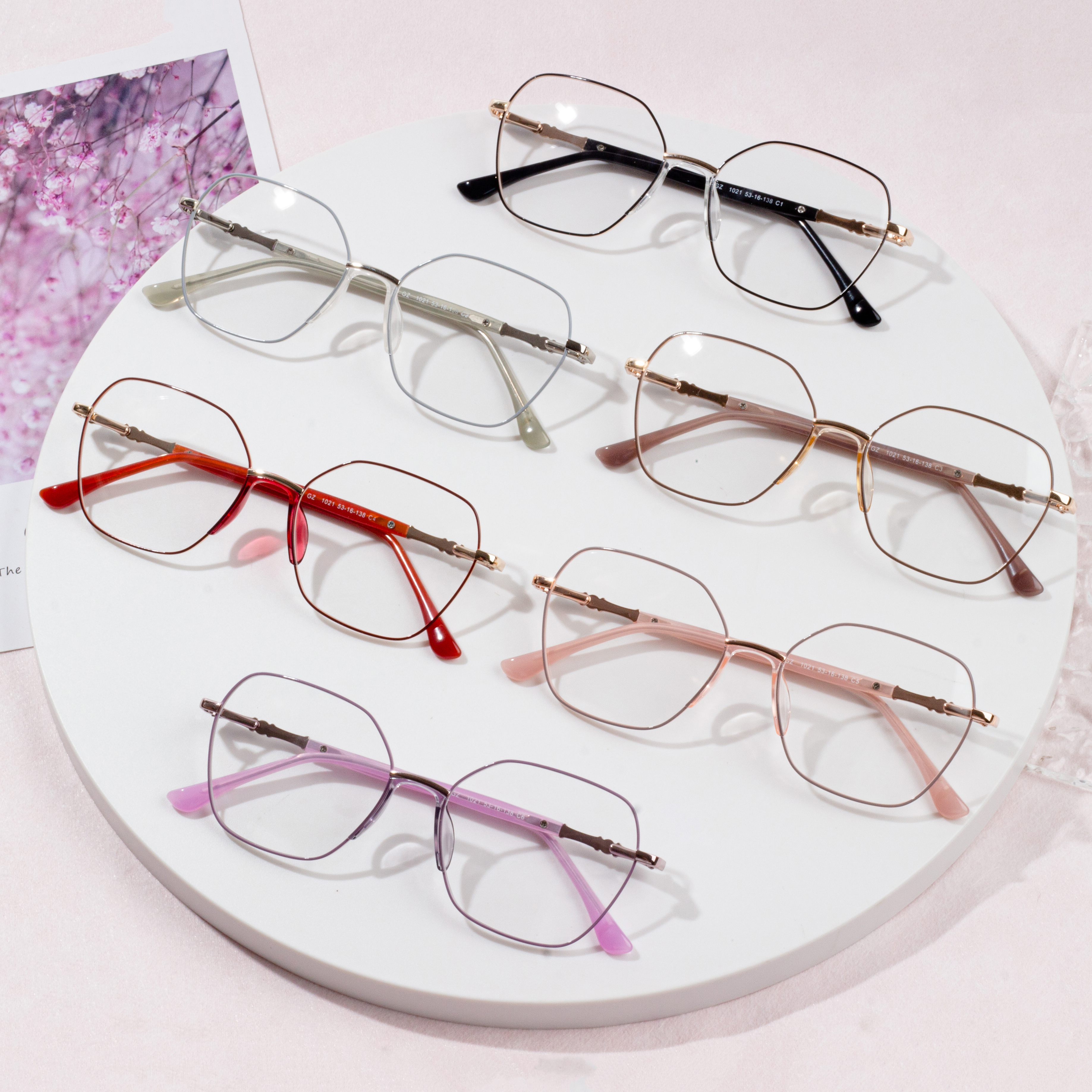 markat e kornizave të syzeve