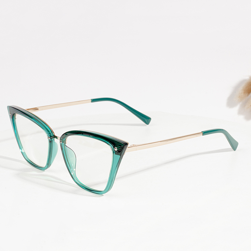 amafreyimu we-eyeglass we-vintage