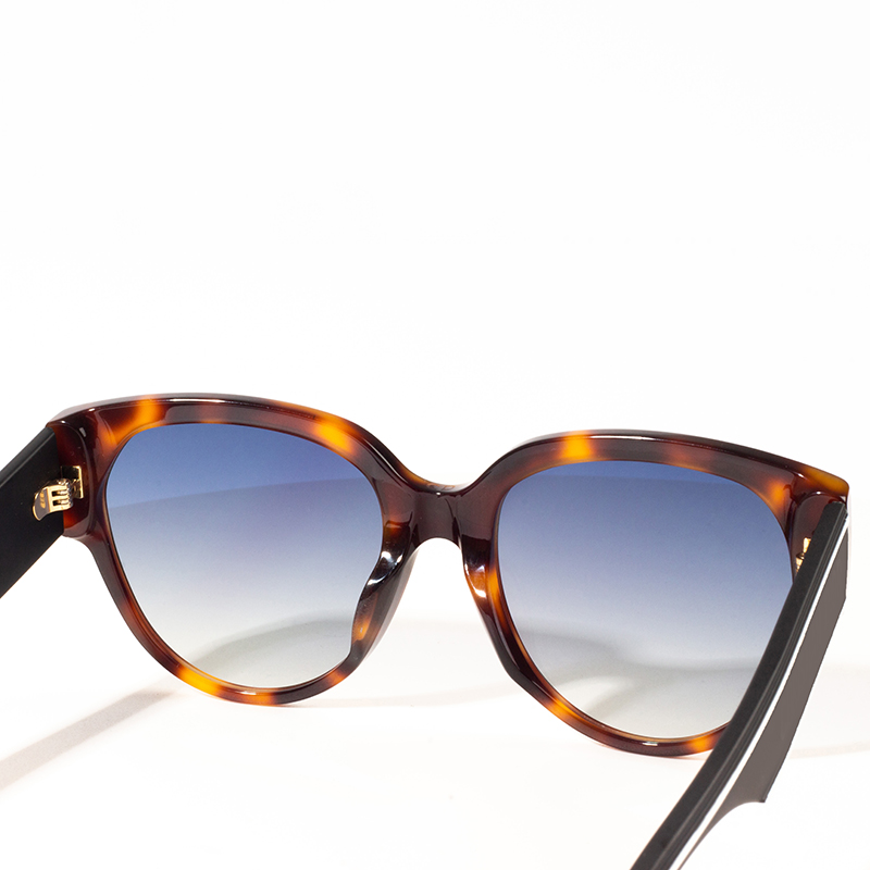 customized sunglasses